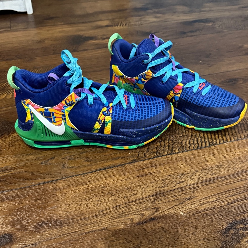 Nike Kids Sneakers - Blue with Multicolor Accents
